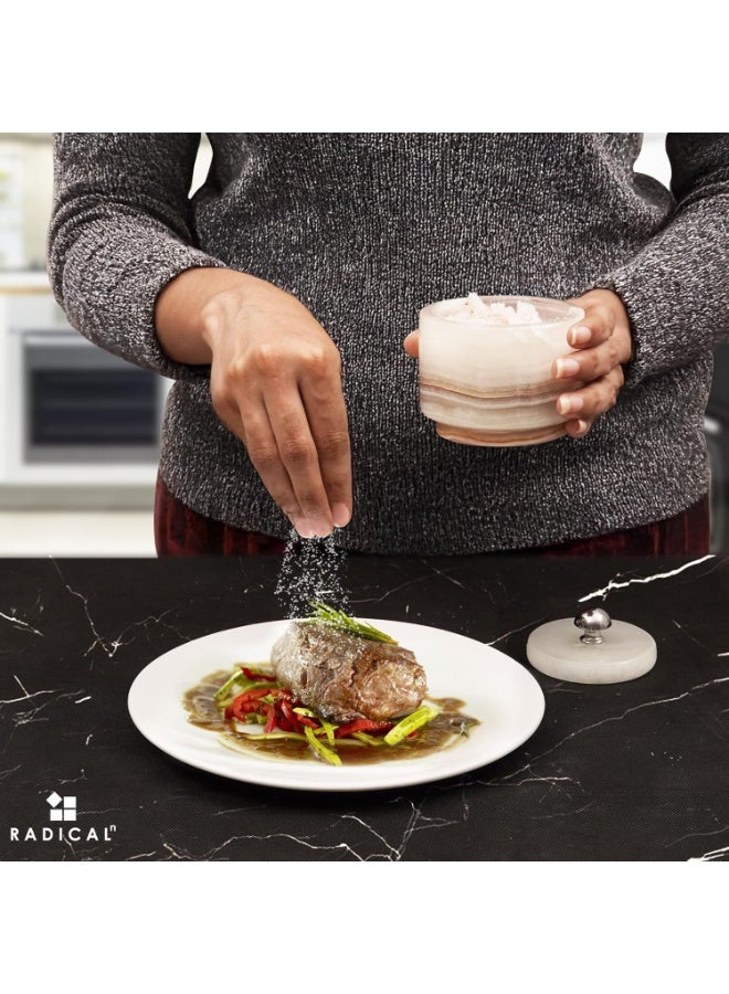 راديكالن وعاء ملح رخامي من راديكالن بغطاء، مصنوع يدويًا من العقيق الأبيض، مقاس 3 بوصات، مناسب لسطح المطبخ، مثالي لوضع التوابل، ووعاء الملح، وحاوية التوابل لملح البحر الخشن. - Image 3